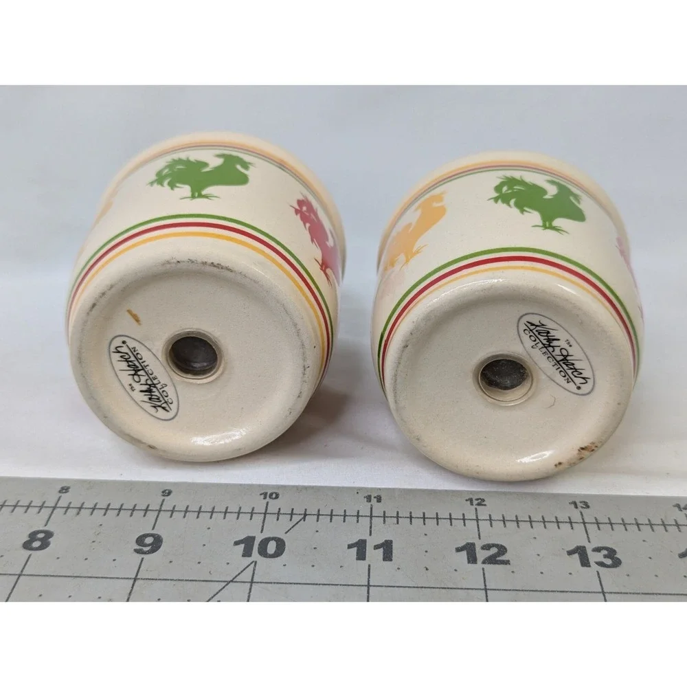Kathy Hatch Rooster Salt Pepper Shakers Lot‎ Ceramic